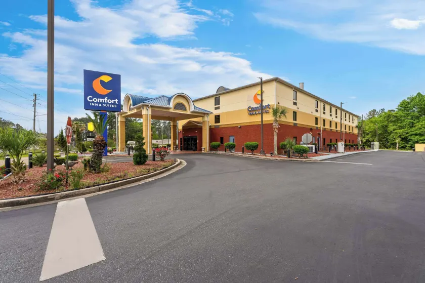 Comfort Inn & Suites Chipley I-10 - Image 1
