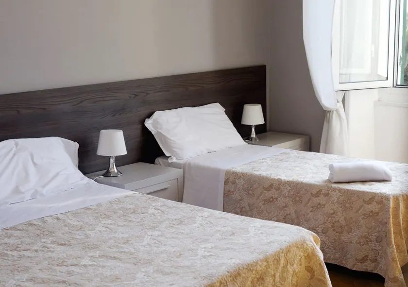 Hotel Mediterranee - Image 1