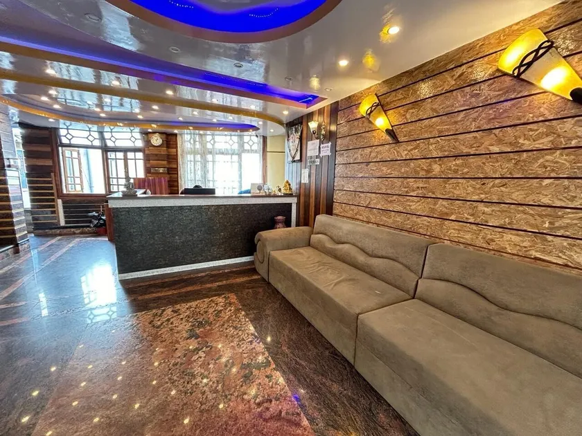 Hotel Ratna Villa Inn - Saguão
