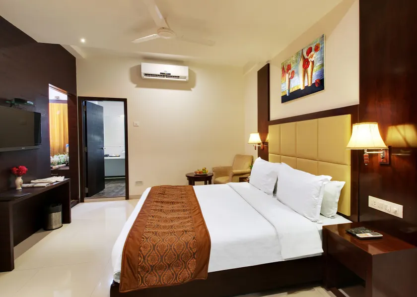 Hotel Sai Jashan Shirdi - Where blessings & comfort meet - Image 1