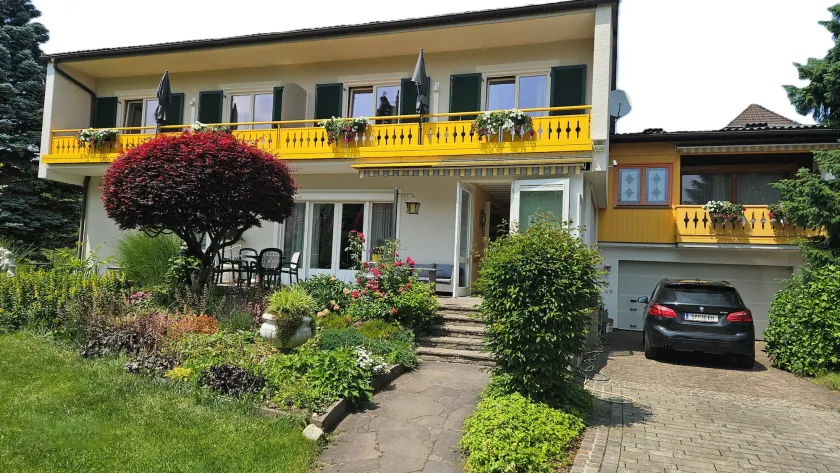 Double room, bath, toilet, balcony - Image 1