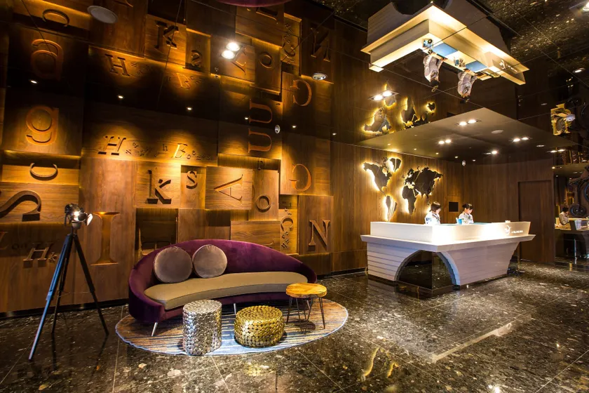 Airline Inn - Kaohsiung Station - Interior entrance