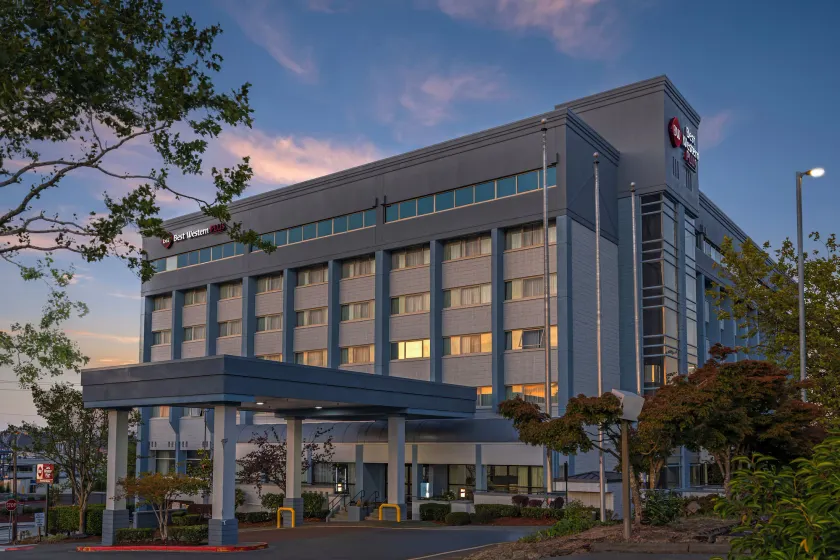 Best Western Plus Downtown Tacoma - Image 1