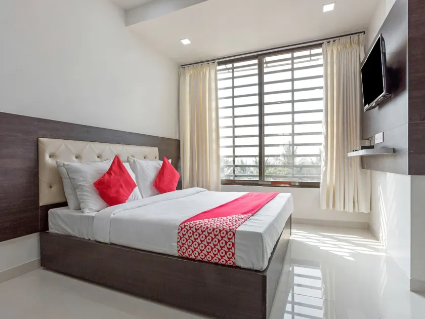 FabHotel Food Hub - Image 1