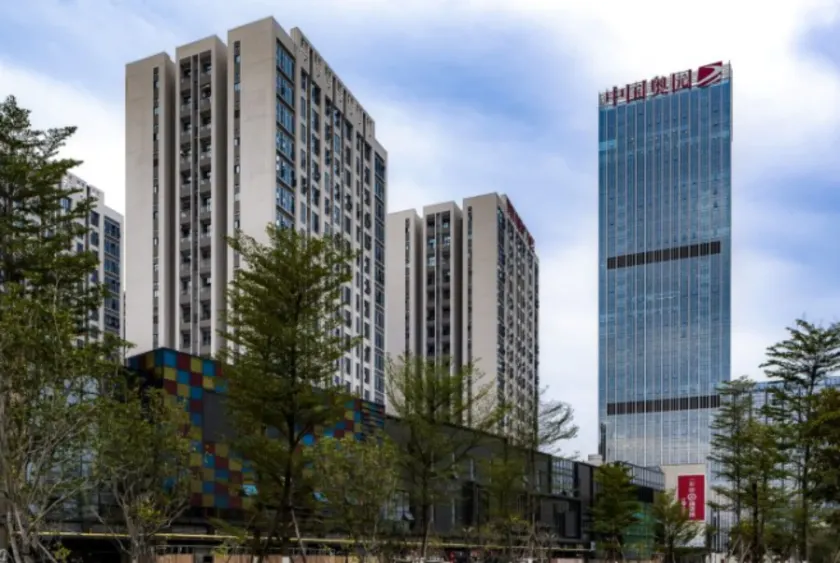 Serveyou International Apartment-Free Airport Pickup & Free Canton Fair Shuttle Bus - Image 1