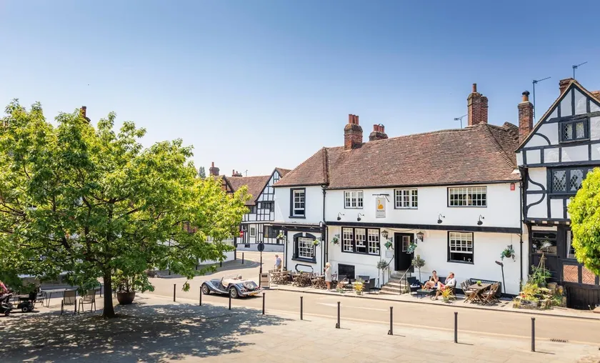 The Swan Inn - Image 1