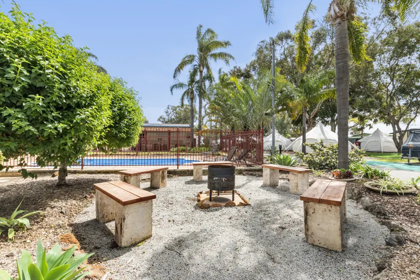 Central Caravan Park - Image 1