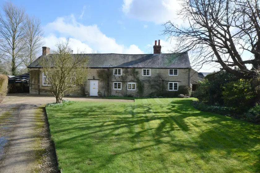 The Old School - Image 1