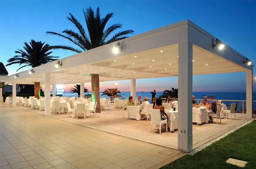 Hotel Sporting - Image 1