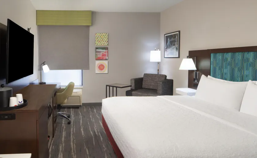 Hampton Inn Youngstown/Boardman - Image 1
