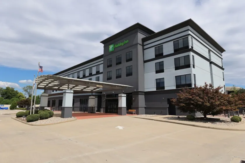 Holiday Inn Saint Louis-Fairview Heights by IHG - Image 1