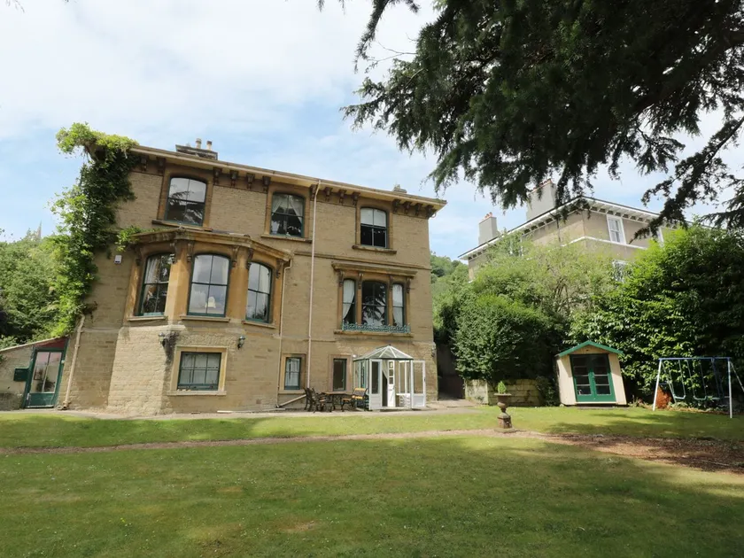 Garden View - Image 1