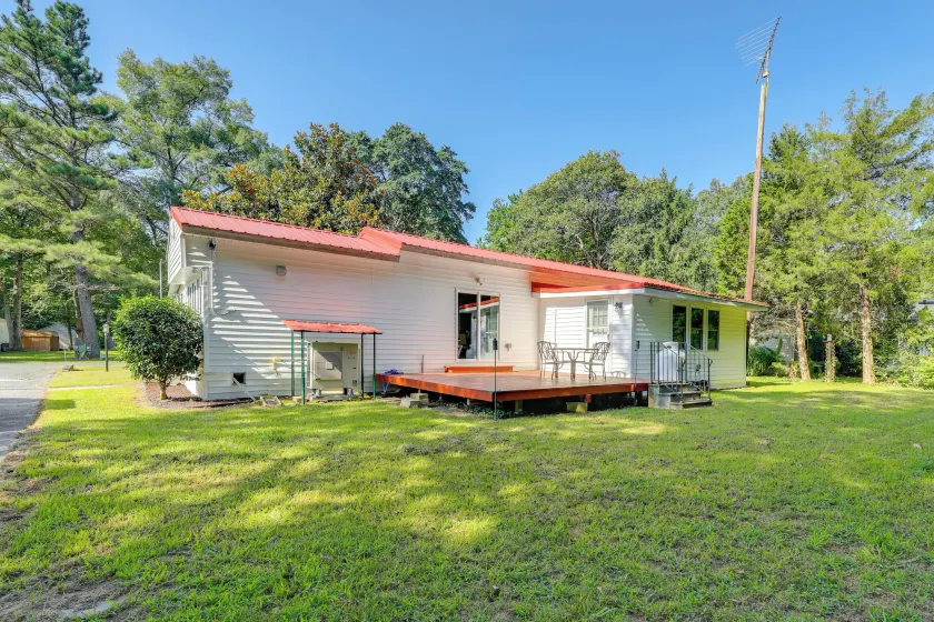 12 Mi to Dtwn Lewes & Beach: Delaware Home w/ Deck - Image 1