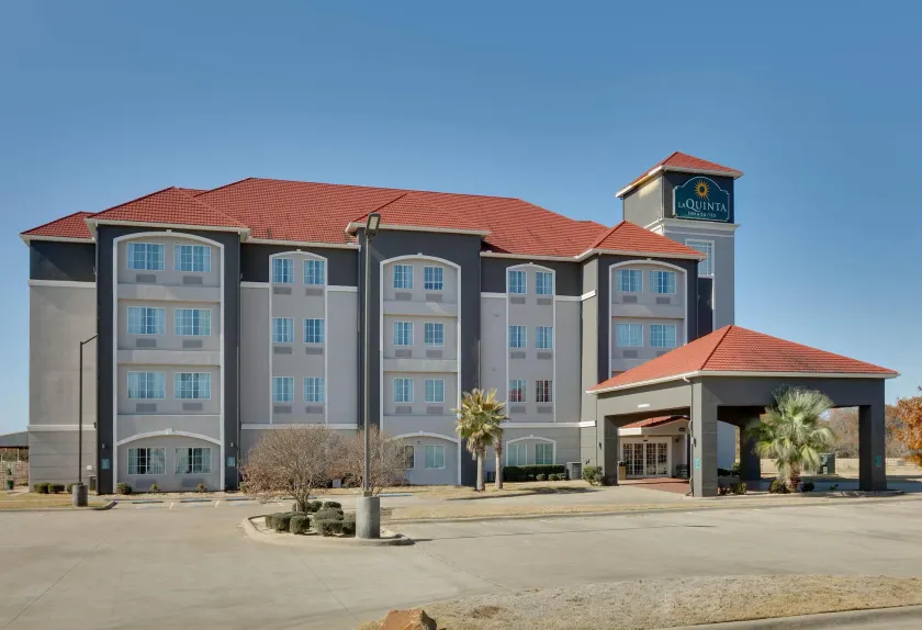 La Quinta by Wyndham Lindale - Image 1