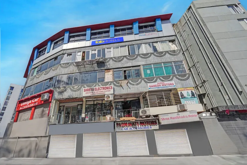 Fabhotel Liberty - Image 1