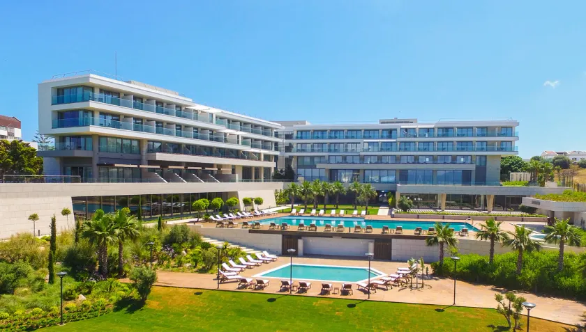 ON'LIVE HOTEL - Image 1