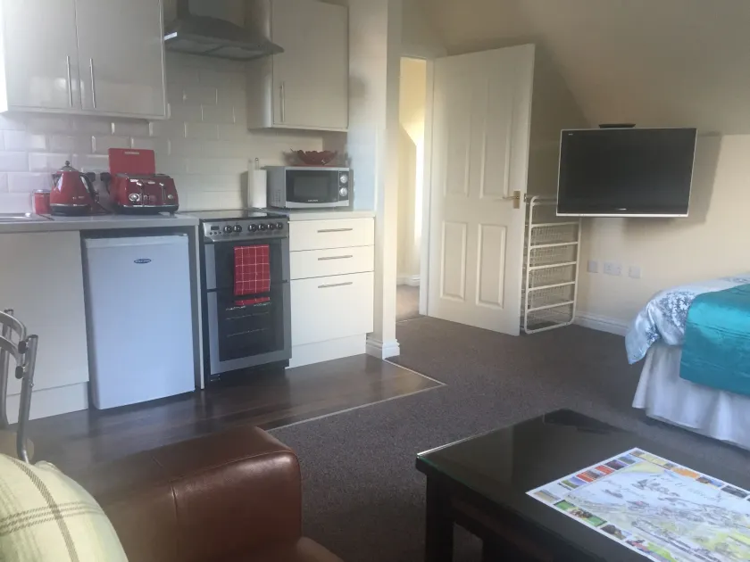 Westcourt Guest House - Image 1