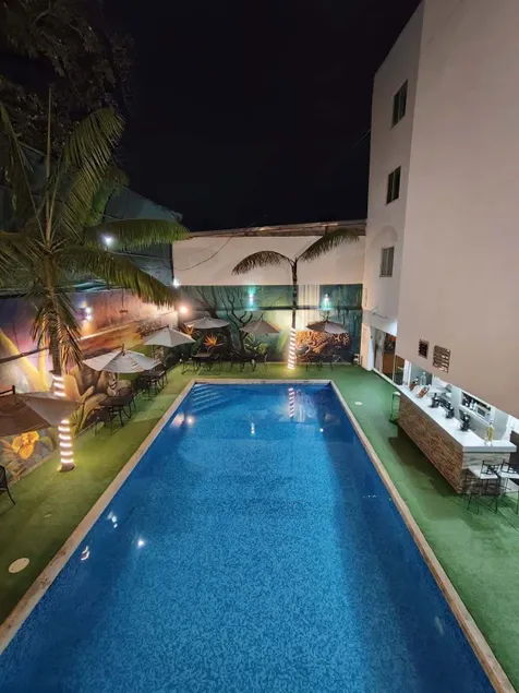 HOTEL PLAZA ELITE - Image 1