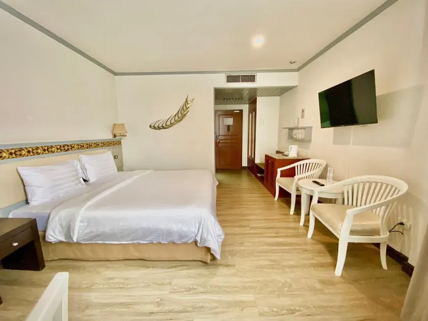 Wangcome Hotel - Image 1