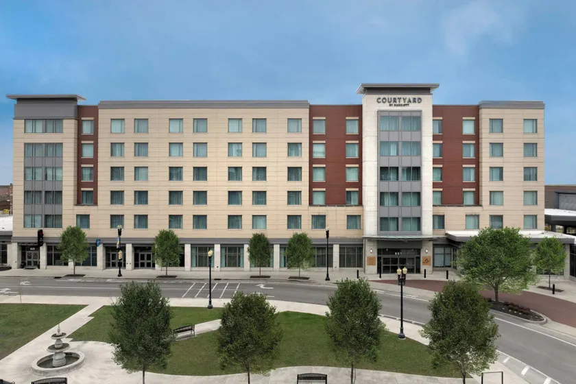 Courtyard by Marriott Muncie at Horizon Convention Center - Image 1