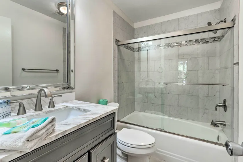 Vintage Hilton Head Island Condo: Steps to Beach! - Interiør