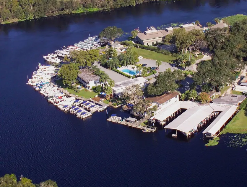 Hontoon Landing Resort & Marina - Image 1