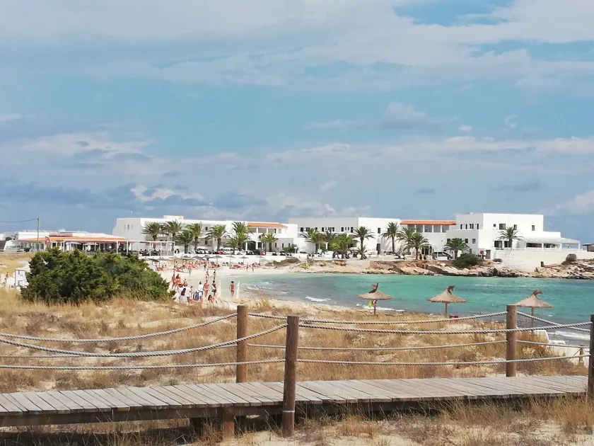 Hotel Roca Bella - Image 1