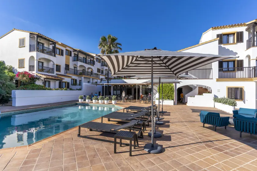 Calallonga Hotel Menorca - Image 1