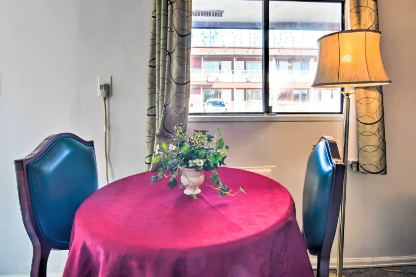 Pet-Friendly Vacation Rental Near Boyd Lake - Interiör