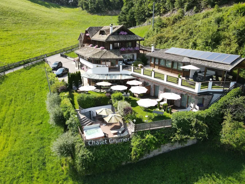 Chalet Grumer Suites&Spa - Image 1