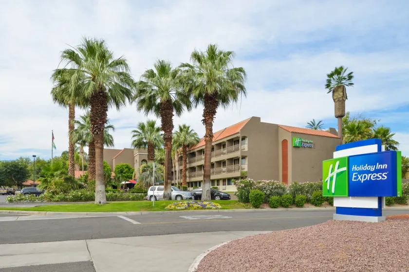 Holiday Inn Express Palm Desert by IHG - Image 1