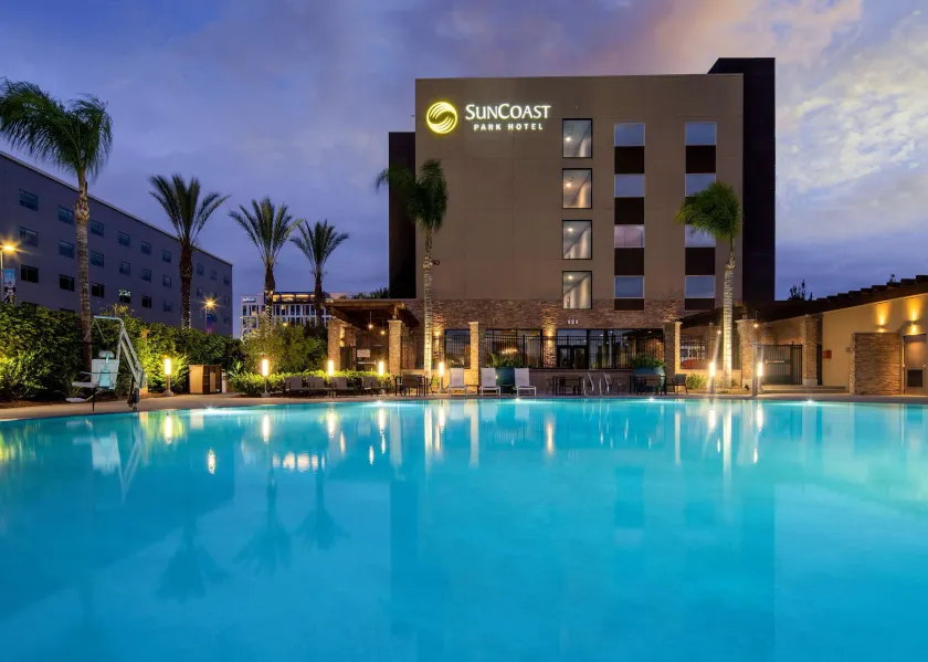 SunCoast Park Hotel Anaheim Resort, Tapestry by Hilton - Image 1
