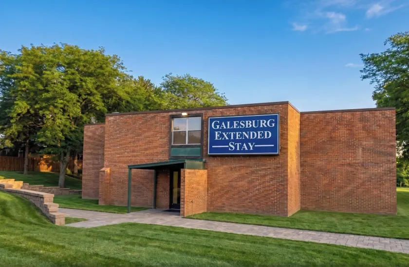 Galesburg Extended Stay I 74 Newly Renovated - Image 1