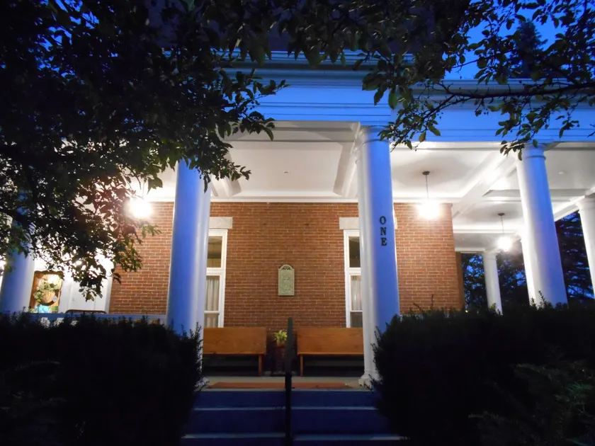 Inn at the Agora - Image 1