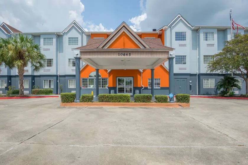 Trident Inn & Suites, Baton Rouge - Image 1