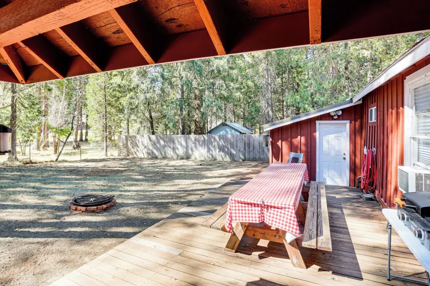 < 2 Mi to Trinity Lake: Norcal Getaway w/ BBQ - Image 1