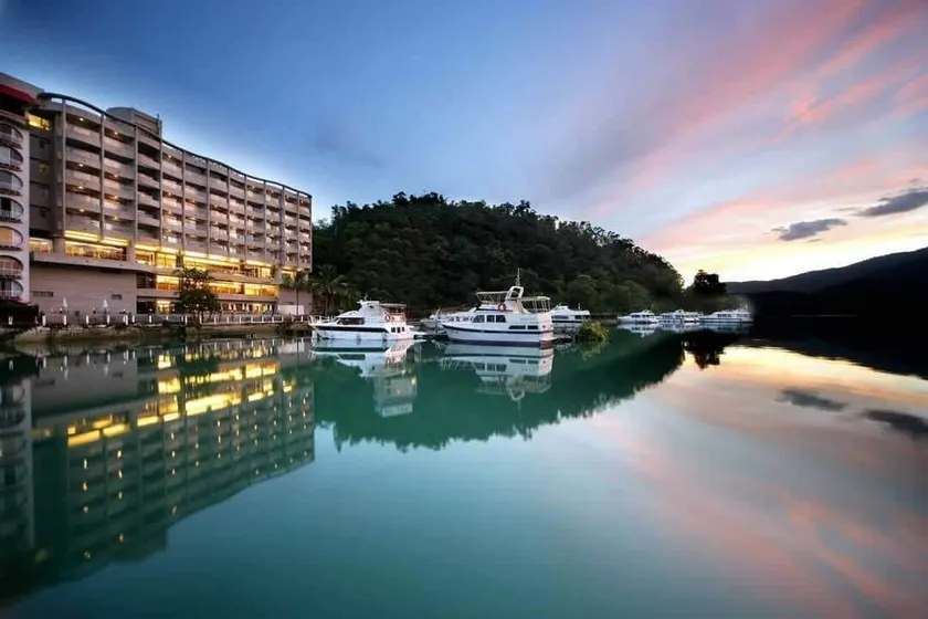 Hotel Del Lago - Image 1