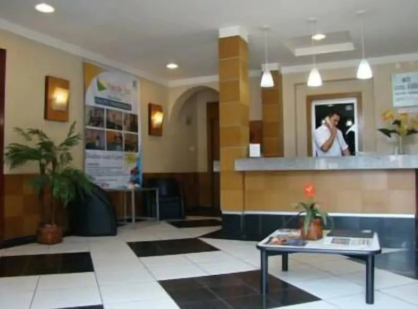 Raio de Sol Praia Hotel - Image 1