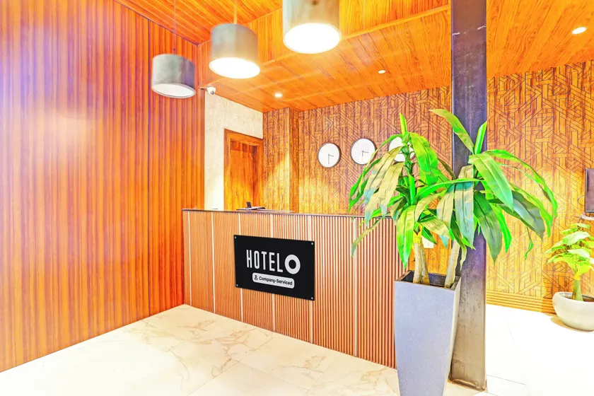 Hotel O Raipur - Lobby
