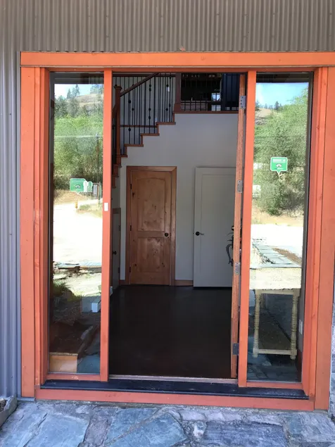 Wesbert Winery & Guest Suites - Entrée intérieure