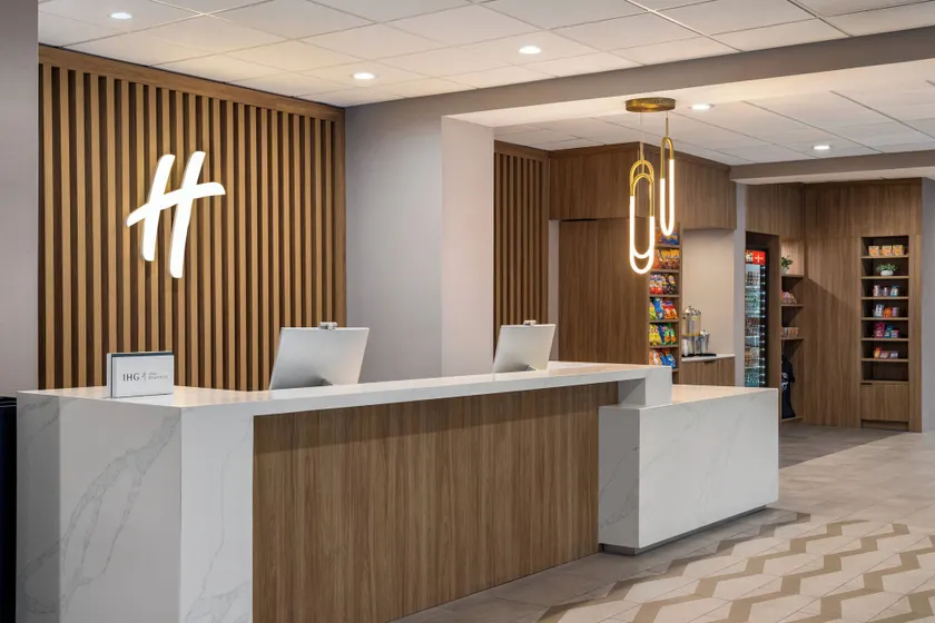 Holiday Inn Nashville Downtown - Stadium by IHG - Reception