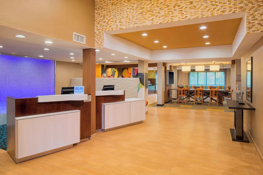 Fairfield Inn & Suites by Marriott Bridgewater Branchburg/Somerville - Image 1