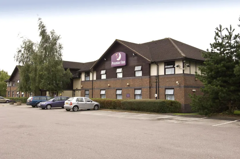 Premier Inn Solihull South - M42 - Image 1