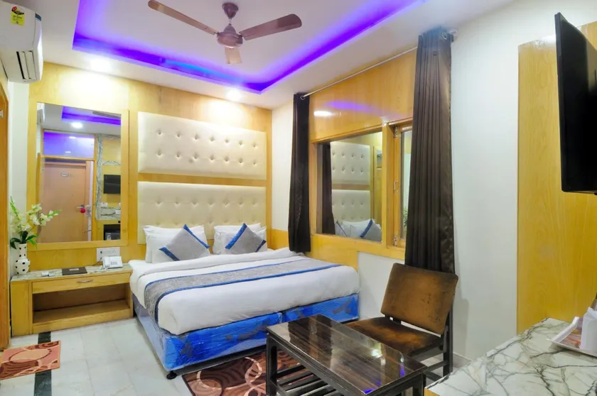 Hotel Karlo Kastle - Paharganj - New Delhi - Image 1