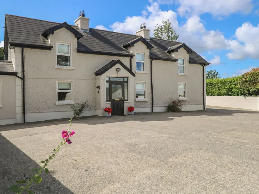 Greenfield House - Image 1