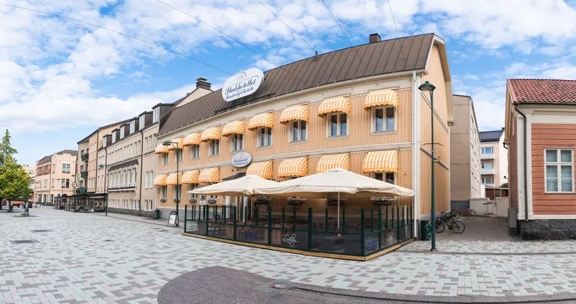 Pietarsaaren Kaupunginhotelli - Image 1