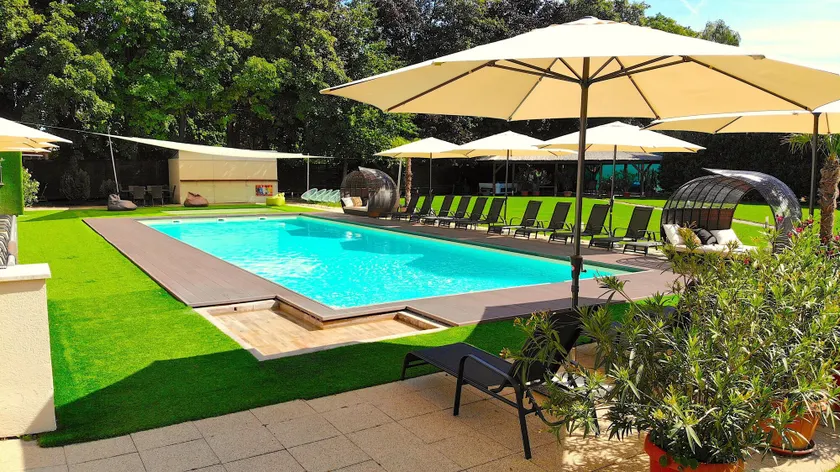 Holiday Resorts - Image 1