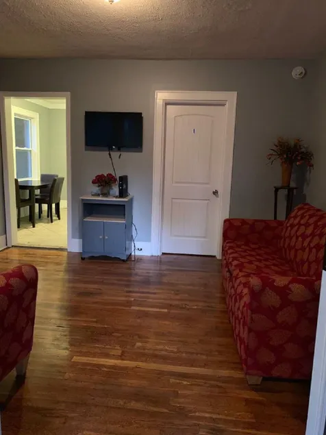 3 Bedroom House in Pontiac near Auburn Hill, Palace DTE Energy - Sittområde i lobbyn