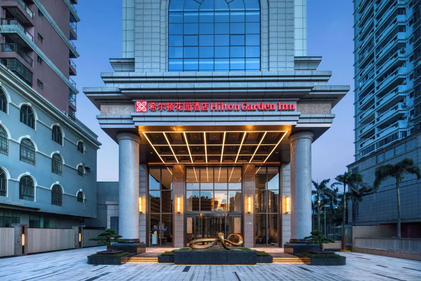 Hilton Garden Inn Beihai Railway Station - Image 1