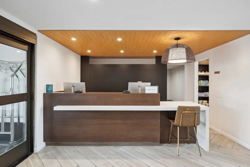 Staybridge Suites Sacramento - Woodland by IHG - Resepsjon
